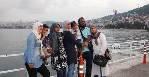 11- Suudi Arabistan

Suudi Arabistan'dan gelen turist sayısı 2017'de 651 bini aştı.

Geçen yıl bu rakam 530 bin seviyelerindeydi.

Bu ülkeden Türkiye'ye gelen turist sayısında yaşanan artış ise yüzde 22 oldu.