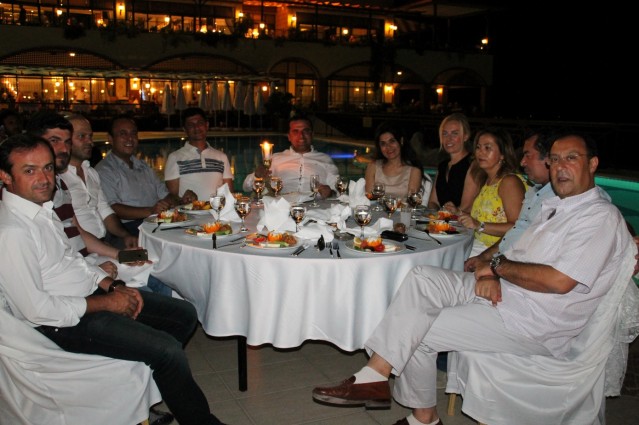 Türk Sinema Vakfı’nın 2016’da ilk kez Alanya’da düzenlemeye hazırlandığı “1. Kristal Kale Uluslararası Alanya Film Festivali” etkinlikleri için ön hazırlık ve planlama niteliğindeki forum çalışması Alanya’da tamamlandı. Foruma Rus ve Türk sineması sanatçıları büyük ilgi gösterdi.