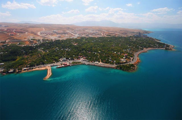 22- Edremit, Balıkesir
Nüfus: 121.437