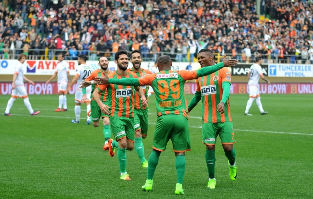 Aytemiz Alanyaspor: Haydar xxx, Efecan xxx, Emre Akbaba xx, N’Sakala xxxx, Candeias xx (Berkan dk. 72 xx), Emre Nefiz xx (Sackey dk. 66 xx), Tzavellas xxx, Omeruo xx, Junior Fernandez xxx (Guerrier dk. 84 x), Gassama xx, Vagner Love xxx
Yedekler: Zlamal, Birol, Plet, Taha
Teknik Direktör: Safet Susic