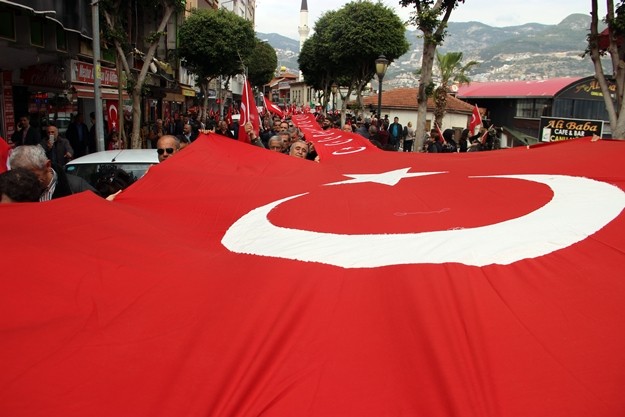 İşte Alanya'daki Afrin yürüyüşünden muhteşem kareler