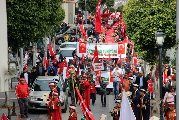İşte Alanya'daki Afrin yürüyüşünden muhteşem kareler