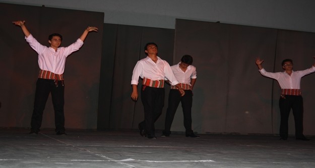 20:00'de başlayan gösteride Bahçeşehir Alanya’nın öğrencilerinin ihtişamı izleyicileri büyüledi. Gösteri,  Anaokulunun Geri Dönüşüm temalı etkinliği ile başladı. Üç yıldır Bahçeşehir Alanya bünyesinde yetişen Anadolu Ateşi kıvılcımlarının da yer aldığı gecede muhteşem ritim şovları, dans gösterileri, korolar ve zeybek gösterileri sahnelendi.