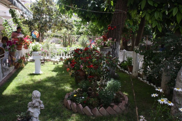 En Güzel Balkon Yarışmasında 1.Saniye Türker, 2.Irene Özgür, 3.Uğur Kaplan
En Güzel Bahçe Yarışmasında 1.Tülay Zernin, 2.Nilüfer Girgin, 3.Perihan Gözde
ÖDÜLLER: 1.ye 2000TL + PLAKET, 2.ye 1500TL + PLAKET, 3.ye 1000TL + PLAKET