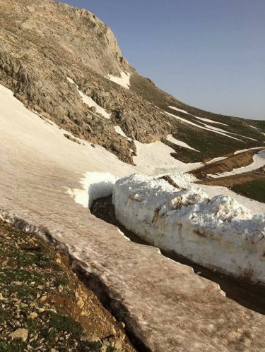Alanya'nın bir çok yaylasında hala metrelerce yükseklikte kar bulunuyor.

-Payallar-