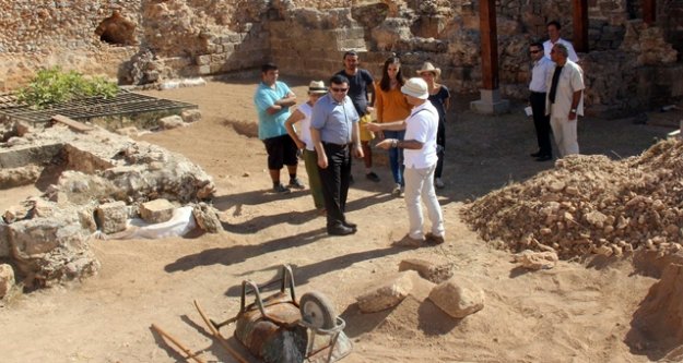 ALANYA KALESİNDE KAZILAR YENİDEN BAŞLADI