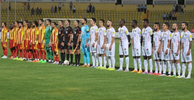 ALANYASPOR LİGİN DİBİNE DEMİR ATTI