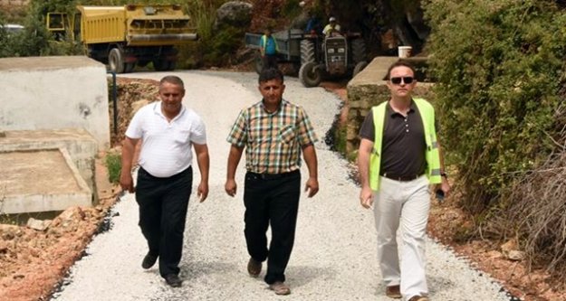 GÖZÜKÜÇÜKLÜ'YE 4 KİLOMETRE ASFALT