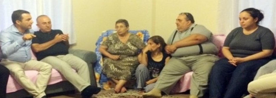 ÇAVUŞOĞLU VE ŞEHİT EŞİ ARASINDA İLGİNÇ DİYALOG