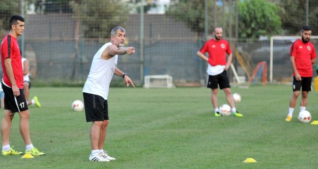 TAKIMIMIZ İZMİR YOLCUSU