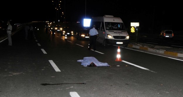 YAYA GEÇİDİNİ KULLANMADI HAYATINDAN OLDU