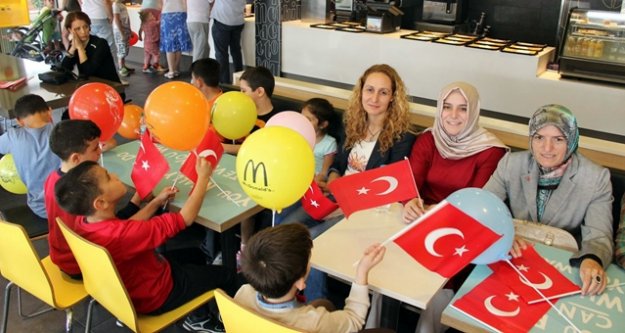 ALANYA GÖNÜLLÜLERİ ÇOCUKLARLA BULUŞTU