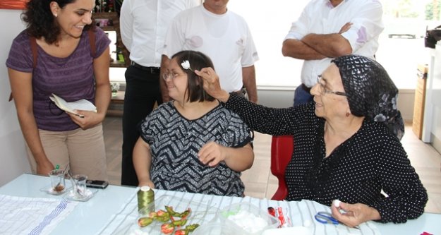 ALANYA’NIN ŞAKAYIK ÇİÇEKLERİ TANITIM YÜZÜ OLDU