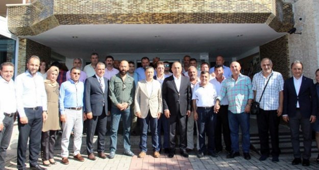 ÇAVUŞOĞLU: SOSYAL MEDYADA ERKEKLİK YAPMAK KOLAY