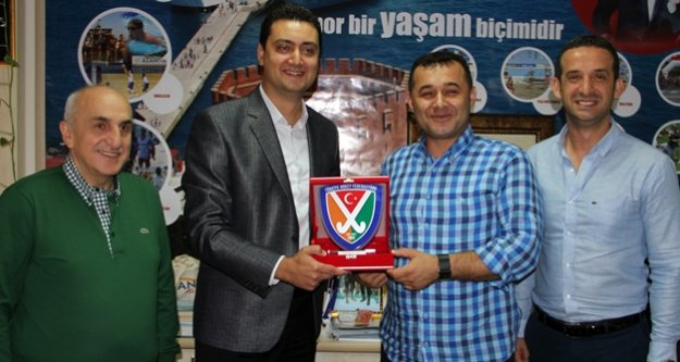 FEDERASYON BAŞKANI YÜCEL'LE BULUŞTU