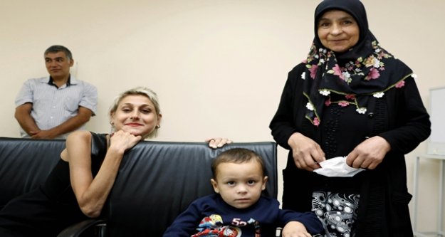 İKİYE BÖLÜNEN KARACİĞER İLE HAYATA TUTUNDULAR