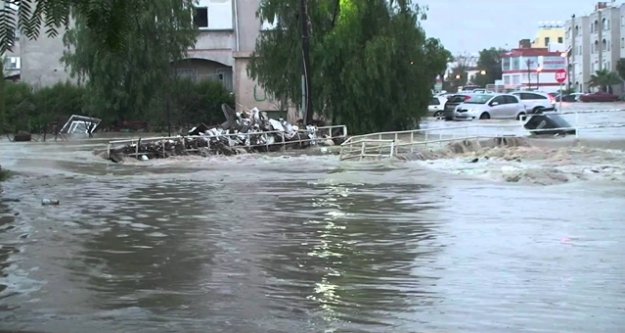 METEOROLOJİ'DEN ANİ SEL VE HORTUM UYARISI