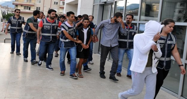 UYUŞTURUCU OPERASYONUNDA REKOR GÖZALTI