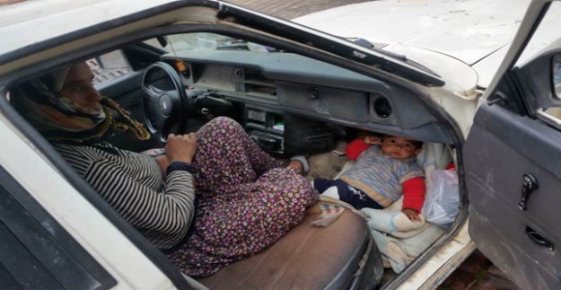 6 AYLIK BEBEĞİN HURDA ARACINDAKİ DRAMI