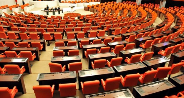 İŞTE MECLİSTEKİ 550 MİLLETVEKİLİ