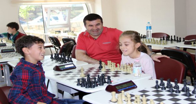 KAYMAKAM TANRISEVEN SATRANÇ TURNUVASINDA