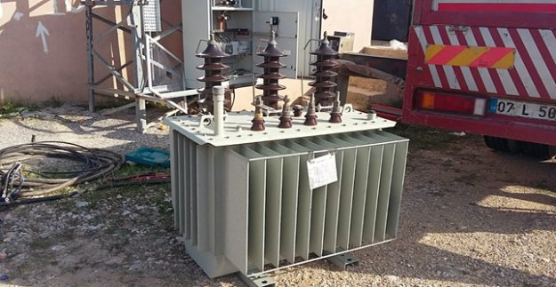 TRAFOYU PARÇALAYIP KABLO ÇALDILAR