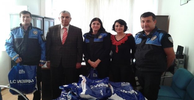 "ANNE GÖZÜN ARKADA KALMASIN"