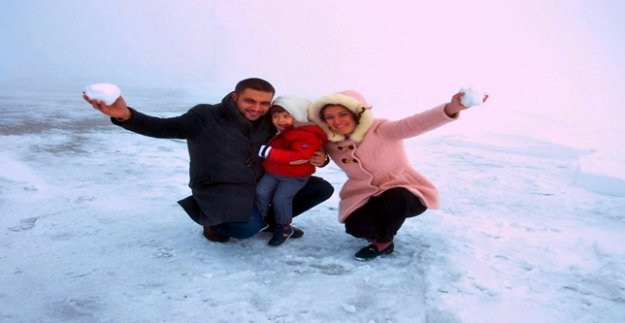 ANTALYA'YA İLK KAR DÜŞTÜ