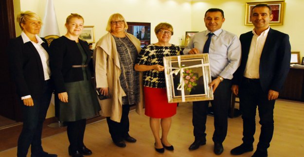 BÜYÜKELÇİ’DEN YÜCEL’E NEZAKET ZİYARETİ