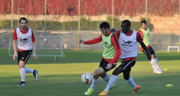 GÖZTEPE HAZIRLIKLARI SÜRÜYOR