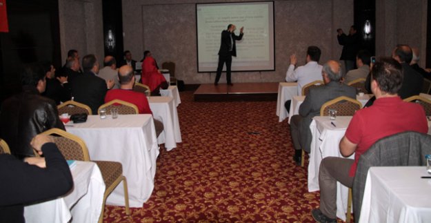 ÖĞRETMENLERE İŞARET DİLİ EĞİTİMİ