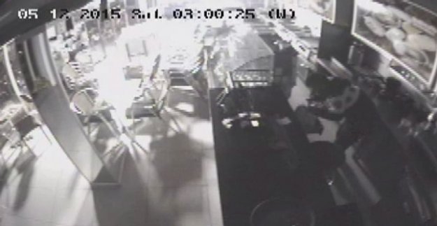 ÖNCE KİLİDİ KIRDI SONRA KASAYI BOŞALTTI