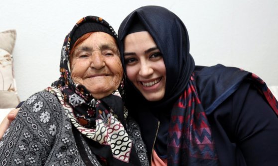 SENA NUR ÇELİK ZİYARETE GELİYOR