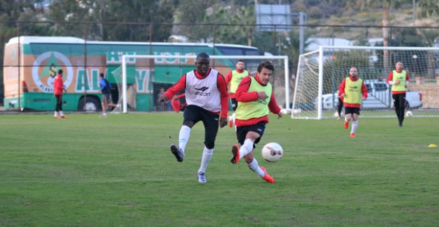 TAKIMIMIZ ELAZIĞ YOLCUSU