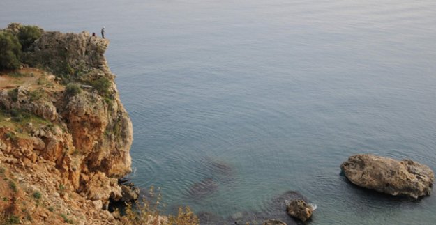 TEHLİKELİ BALIK AVI