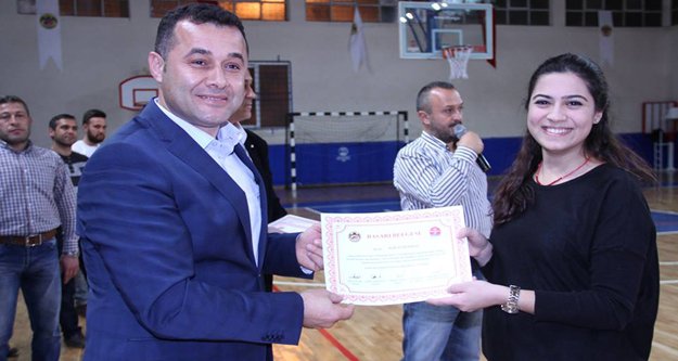 BAYAN EFELERE YÜCEL'DEN SERTİFİKA