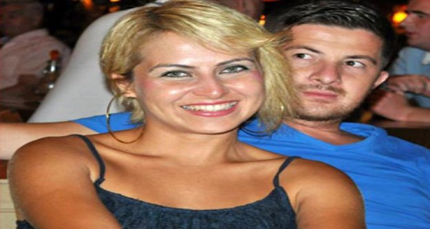 BOŞANMA DAVASI AÇAN KARISINI ÖLDÜRÜP İNTİHARA KALKIŞTI