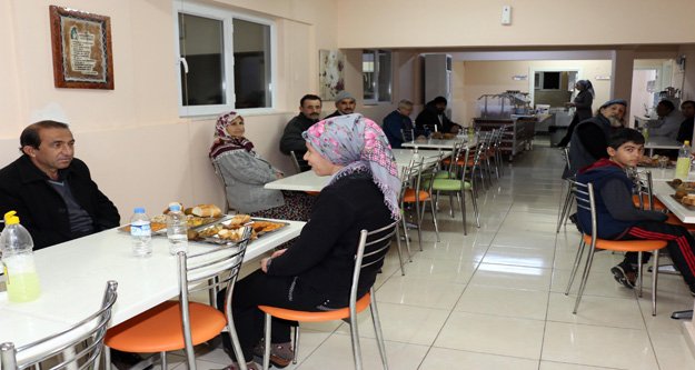 BÜYÜKŞEHİRDEN HASTA YAKINLARINA HİZMET