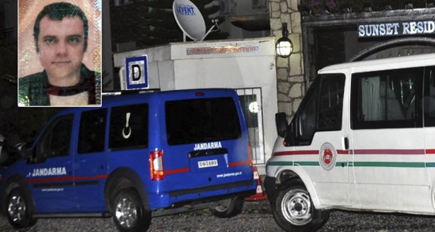 EVDE ÇÜRÜMÜŞ CESEDİ BULUNDU