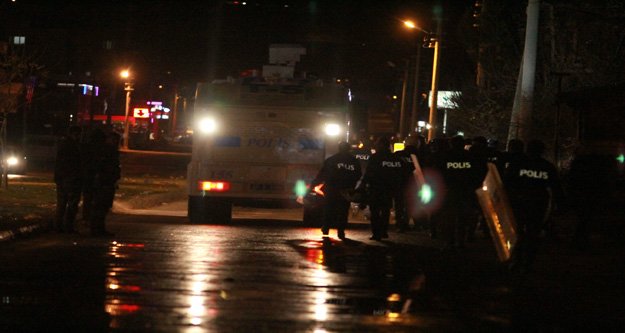 OLAYLI GECE: PKK'LILAR YOLU KAPATTI