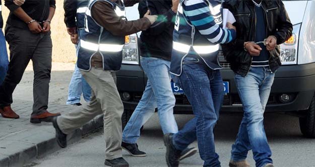 UYUŞTURUCU TACİRİNE GÖZALTI