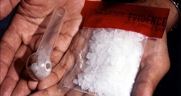 17 BİN UYUŞTURUCU ELE GEÇİRİLDİ