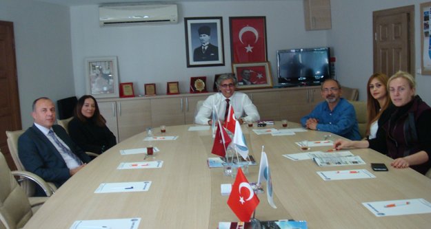 BİLİNÇSİZ İLAÇ KULLANIMI HASTA EDİYOR