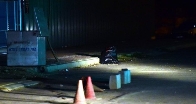 CEZAEVİ ÖNÜNDEKİ ŞÜPHELİ PAKET KORKUTTU