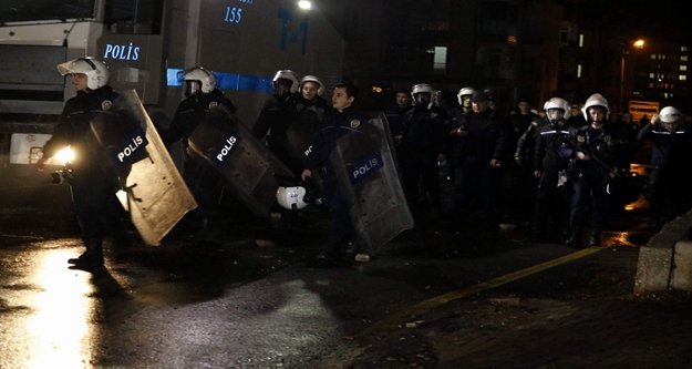 HDP EYLEMLERİNDE OLAY ÇIKTI