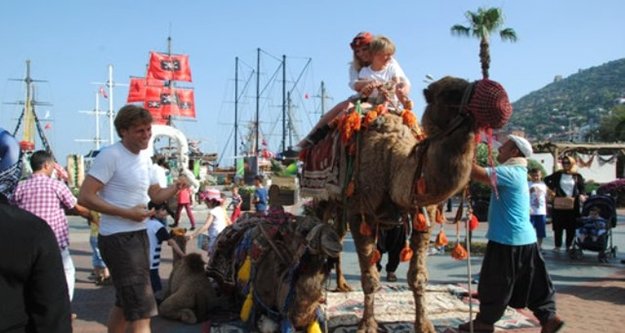 'RUS DEĞİL İSKANDİNAV TURİST KORKUTUYOR'