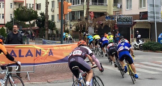 SON PEDALLAR ÇEVRİLİYOR