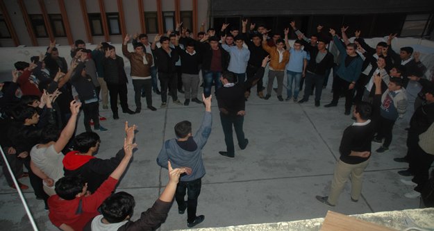 ÜLKÜCÜLER HOCALI KATLİAMINI UNUTMADI