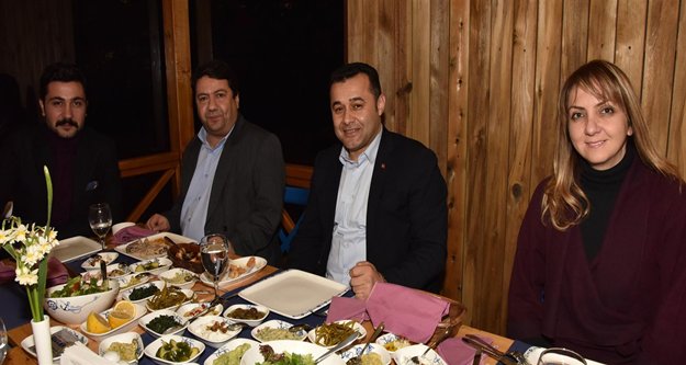 YÜCEL VE ÜYELER YEMEKTE BULUŞTULAR