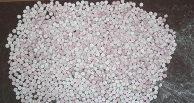 1387 UYUŞTURUCU HAP YAKALANDI